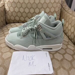 Jordan 4 Seafoam Green size 8.5m 10w